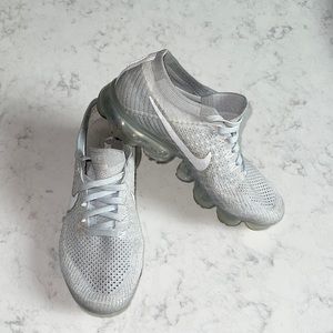 Nike Womens Air Vapor Max Flyknit Sneakers Light Blue